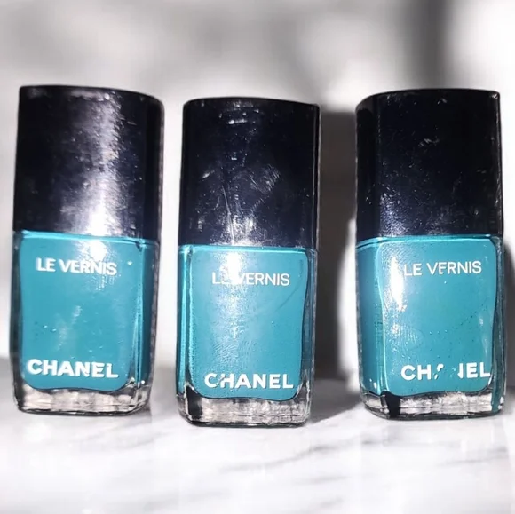 1 Authentic Channel Limited Edition Color Longwear Nail Polish Never Opened - Picture 3 of 8